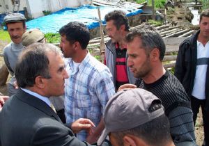 Öztürk Şenkaya'yı ziyaret etti